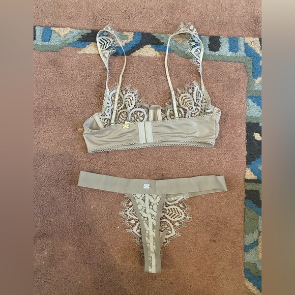 For Love and Lemons Skivvies Bra and Underwear Set - Picture 5 of 6